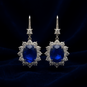 Boucles d'oreilles Tiffany classiques en or blanc avec saphir bleu taille ovale et diamants de couleur D, avec diamants naturels certifiés, pour mariage, pour femme - Product Image 2