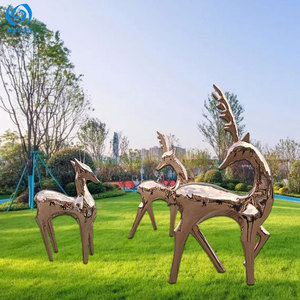 Escultura de Ciervo en Oro Rosa Electrochapado, Decoración Artística para Jardín y Paisaje, Adorno Navideño, Figura Decorativa para Exteriores - Product Image 2