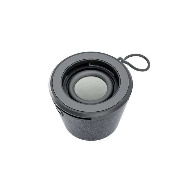 Magnetic Portable Travel BLE AI Speaker with IPX6 Waterproof 5W Sound Type-C Charging for Mobile Phone Use