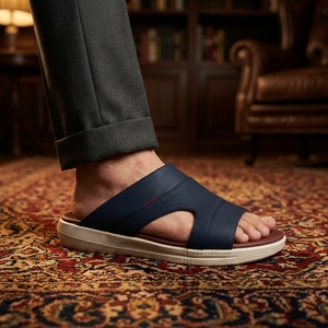 <span class=keywords><strong>Sandalias</strong></span> Personalizadas para <span class=keywords><strong>Hombre</strong></span> con Punta Abierta y <span class=keywords><strong>Hebilla</strong></span> Ajustable, con Parte Superior <span class=keywords><strong>de</strong></span> PU Transpirable, para Uso Casual Islámico en Arabia Saudita, Golfo y GCC - Product Image 3