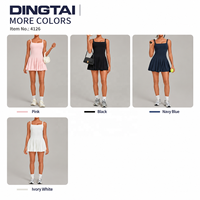 Robe de tennis Ball Pocket pour femme, col carré, dos échancré, plissée, évasée, avec short séparé et coussinets amovibles, pour le golf et le yoga