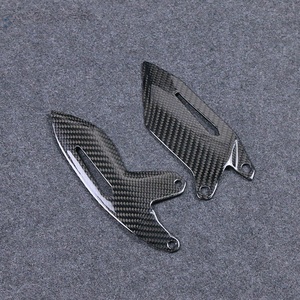 Protector de Talón Trasero 100% Fibra de Carbono Seca 3K para Kawasaki Ninja H2 H2R 2015+ - Piezas Modificadas para Reposapiés de Motocicleta - Product Image 3
