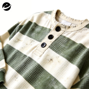 T-shirt da <span class=keywords><strong>uomo</strong></span> XUCHANG personalizzata oversize, ampia e squadrata, in cotone a nido d'ape, lavata, a righe, strappata, spessa, <span class=keywords><strong>termica</strong></span>, a maniche lunghe - Product Image 3