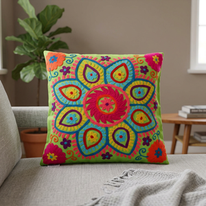 Meilleure collection de haute qualité housse de coussin brodée Suzani faite à la main et oreiller décoratif pour la maison hôtel - Product Image 3