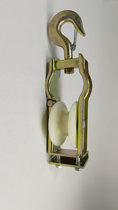 Migliore vendita resistente in alluminio strumento per la posa di cavi per ruote in Nylon nuovo cavo aereo che tira il rullo per cavi con gancio - Product Image 4