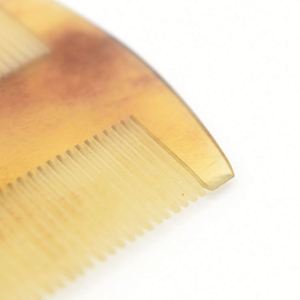 Peine de Cuerno de Lujo para Barba con Doble Cara y Dientes Finos, Regalo Creativo - Product Image 4