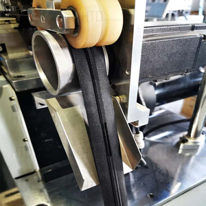 Fully Automatic CFC Nylon Zipper <b>Gapping</b> Zipper Machine With 100% Teeth Clearance Zipper Machine - Product Image 5