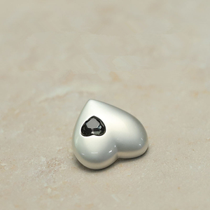 Bán Buôn Phụ Nữ Áo Khoác Áo Len Nút Không Thường Xuyên Bạc Tình Yêu Trái Tim Kim Loại Rhinestone Nút Chân May Nút - Product Image 3