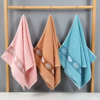 Premium Dicke 100% Baumwoll-Badetücher Schnelltrocknend Gestrickte Rechteckige Form Einfarbige Serie für Hotelgebrauch
