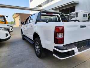 รถ<span class=keywords><strong>กระบะ</strong></span>ดีเซล<span class=keywords><strong>4x4</strong></span>ของ Isuzu - Product Image 5