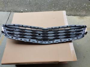 Parrilla Delantera de Alta Calidad para Chevrolet <span class=keywords><strong>Malibu</strong></span> 2016 2017 2018 - Product Image 4