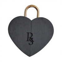 Boîte en papier, emballage en papier, boîte cadeau pour cadeaux précieux, fleurs, Saint-Valentin, amoureux, famille