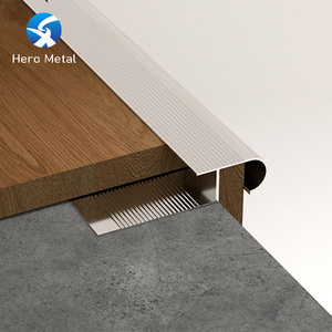 Profilés antidérapants en forme de J, bande de <span class=keywords><strong>protection</strong></span> imperméable, design traditionnel, bordure d'<span class=keywords><strong>escalier</strong></span> en aluminium, nez de marche en métal Hero pour la maison - Product Image 1