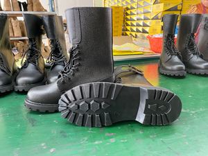 Bottes longues TSB606 pour personnel de service, 26 cm (10 pouces), avec embout et talon renforcés, en cuir pleine fleur, deuxième couche en cuir véritable, semelle en caoutchouc - Product Image 5