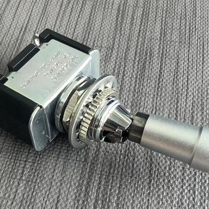 TOOWEI SPDT On/On Interruptor de palanca de bloqueo de <span class=keywords><strong>2</strong></span> posiciones para control de panel - Product Image 3