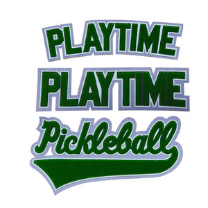 Venta al por mayor bordado brillo Día de San Valentín Chenille parche amor corazón Logo hierro en carta parches para ropa - Product Image 1