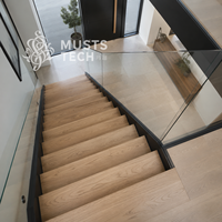 Escalier flottant à double poutre latérale pour intérieur d'appartement, conception sur mesure, direct usine