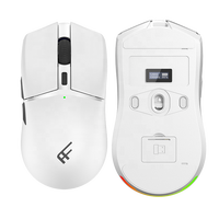 PAW3395 Capteur 26000DPI Tri-Mode Ultra Léger Ergonomique Rechargeable RGB Rétro-Éclairé Programmable 2.4GHz Souris de jeu sans fil