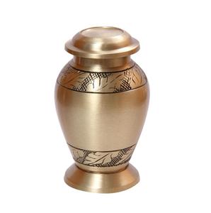 Urna Funeraria de Latón Hecha a Mano de Alta Calidad, Lista para Enviar, Mini Urna para Cenizas, Estilo Americano, Metálica - Product Image 4