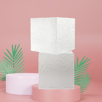 Support d'affichage en acrylique transparent pour boutique de marque de mode, blocs de glace artificiels personnalisés, présentoir de cubes de glace fondus pour chaussures, ornements