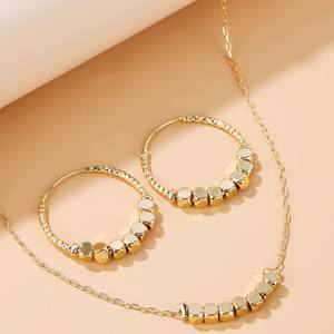 Kinnear Colorfast Dubai <span class=keywords><strong>18</strong></span> carats <span class=keywords><strong>or</strong></span> filles ensemble de <span class=keywords><strong>bijoux</strong></span> fantaisie dames africaines cube d'<span class=keywords><strong>or</strong></span> balancent grandes boucles d'oreilles en perles collier - Product Image 1