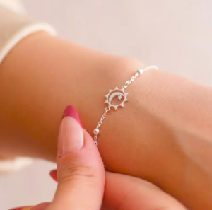 Pulsera especial de sol, luna <span class=keywords><strong>y</strong></span> estrella para <span class=keywords><strong>amantes</strong></span> del cielo, pulsera minimalista de estrella para mujer, pulsera de regalo para mujer, regalos para niños para mamá - Product Image 1