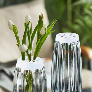 Offre Spéciale Tik Tok : Grille Florale Élastique en Silicone pour Décoration de Vases et Plantation de Jardins avec Outils Essentiels - Product Image 3