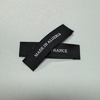 Etiqueta Tejida Termoadhesiva Personalizada de Alta Densidad, Etiqueta en Relieve con Logotipo 3D para Ropa, Etiqueta para el Cuello, Sombrero, Bolso