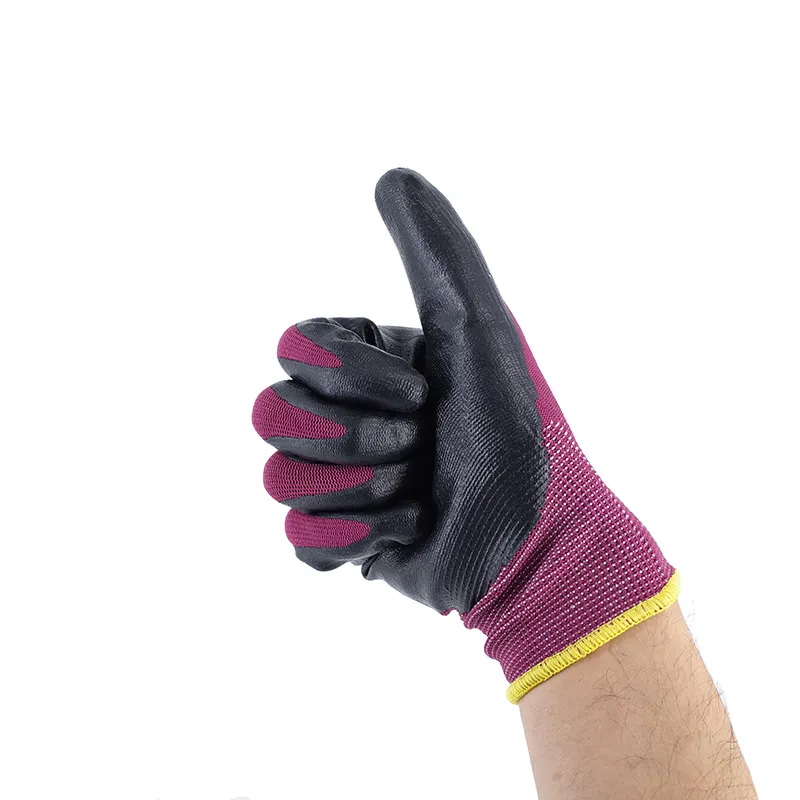 Bán buôn 13 gam Magenta Polyester hoặc nylon đen Nitrile kết thúc tráng làm việc an toàn Găng tay Nitrile găng tay
