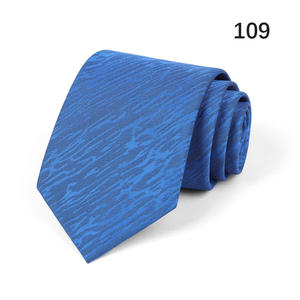 Joli fabricant de <span class=keywords><strong>cravate</strong></span> <span class=keywords><strong>Cravate</strong></span> pour <span class=keywords><strong>homme</strong></span> <span class=keywords><strong>Cravate</strong></span> Design texturé soigné Cravates Jacquard à fleurs violettes - Product Image 2