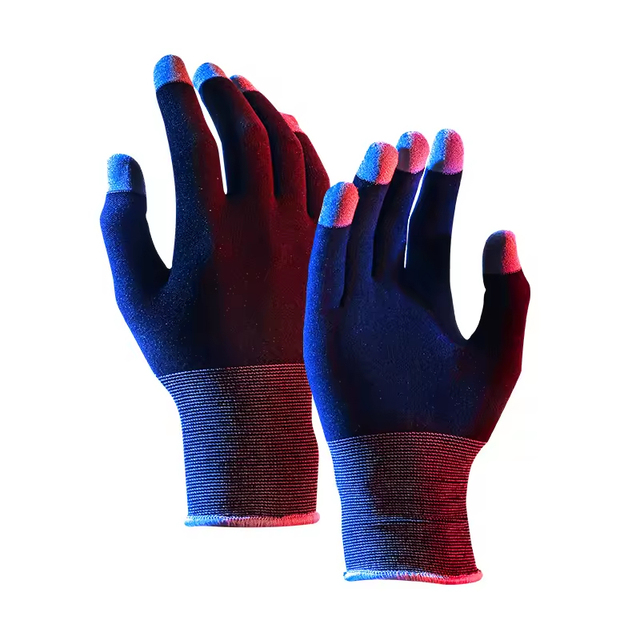 One Pair of Five Fingers Game Gloves Silver Touch Screen Anti-sweat and Anti-slip Breathable Lightweight Game Gloves
