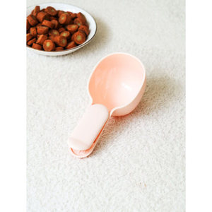 Paletta per mangimi per animali domestici con barattoli per servire e misurare il foraggio - Product Image 1