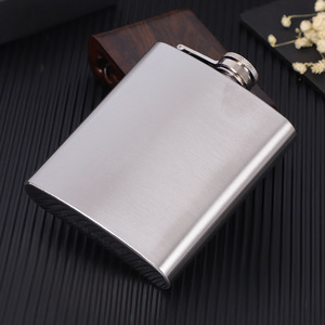 Lot de flacons à liqueur en acier inoxydable de 7 oz de haute qualité, design carré moderne, bouteille de vin portable pour homme, coffret cadeau de luxe - Product Image 3