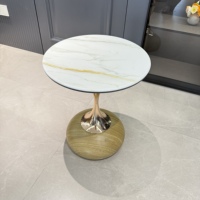 Table d'appoint de canapé, petite table basse, table d'angle de salon, table d'extrémité minimaliste pour balcon, table de chevet de style luxe léger