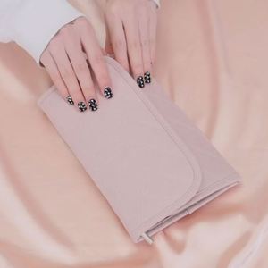 Pochette de rangement de luxe en gros pour bijoux, petit sac en tissu pour colliers avec logo personnalisé, fermeture éclair en microfibre et cuir PU, idéal pour les cadeaux - Product Image 5
