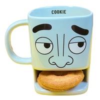 Mug à café promotionnel rond en céramique durable FOCUS – Motif biscuits et lait imprimé en sérigraphie avec poche à biscuits intégrée