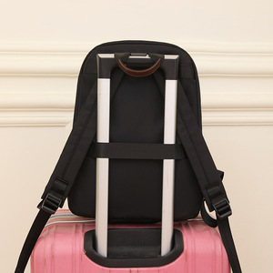 Sac à dos d'étudiant de voyage en gros imperméable de grande taille avec logo personnalisé, sac à dos pour hommes - Product Image 3