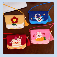 Sac à bandoulière bricolage pour enfants, kit de matériel cousu à la main, cadeau en tissu non tissé pour parents et enfants de la maternelle, porte-monnaie fait maison