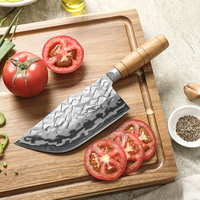 XINZUO Professioneel 7 inch keukenmes, scherp gehamerd Damascus staal, olijfhouten handvat, uniek design, hakmes