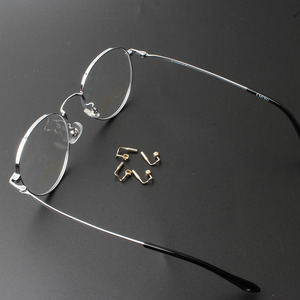 Repuestos <span class=keywords><strong>de</strong></span> calidad <span class=keywords><strong>para</strong></span> <span class=keywords><strong>gafas</strong></span> <span class=keywords><strong>de</strong></span> la marca Maohua: soportes nasales, soportes <span class=keywords><strong>de</strong></span> brazo, bisagras <span class=keywords><strong>de</strong></span> patilla y puntas <span class=keywords><strong>de</strong></span> patilla. - Product Image 2