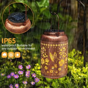 Lampu Taman Tenaga Surya Grosir, Lampu Gantung Logam Emas Burung Kolibri Tahan Air IP65 untuk Teras dan Halaman Belakang - Product Image 4