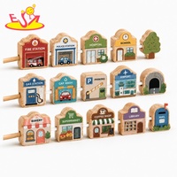Ensemble de jouets à lacer en bois sur le thème des animaux et des véhicules (voitures, train, avion, voilier) avec perles pour développer la motricité fine et l'enfilage W13D507