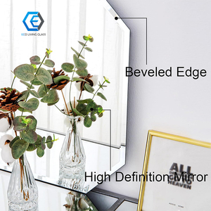 Không khung treo tường bát giác vát cạnh gương với kích thước tùy chỉnh - Product Image 4