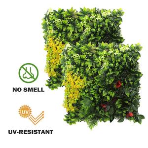Pannelli Decorativi da Interno 100x100cm, Parete di Erba Artificiale Ignifuga in Plastica, Piante Verdi Resistenti ai Raggi UV - Product Image 4