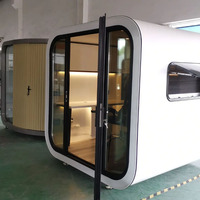 Offre Spéciale conteneur de vie préfabriqué de cabine de pomme de 10/20ft en panneau sandwich en acier pour les hôtels bureau atelier entrepôt paquet plat