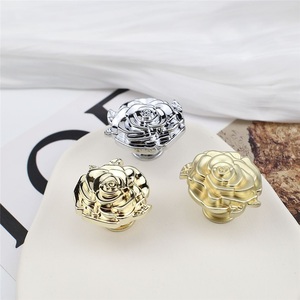 Nordic Personality Rose Single Hole Solid Zinc Alloy Cabinet Door Handle Creative French Light Luxury Minimalist Durable Design - Product Image 2