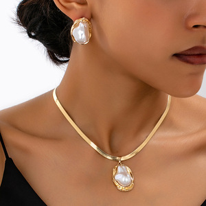 Women Baroque <b>Pearl</b> Jewelry Set Gold Herringbone Snake Chain Pendant <b>Necklace</b> Irregular <b>Pearl</b> Stud <b>Earrings</b> for Daily Party - Product Image 1