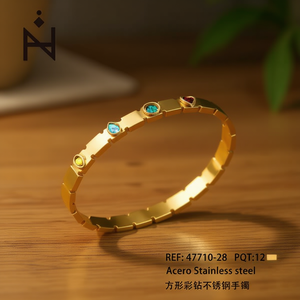 Pulsera de Acero Inoxidable con Circonitas Cuadradas de Colores, Chapada en Oro, Joyería Unisex de Moda - Product Image 2