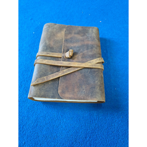 Nuevo Cuaderno Organizador de Cuero Genuino Hecho a Mano, con Grabado de la Madre Tierra, Regalo para el Día de la Tierra - Product Image 2