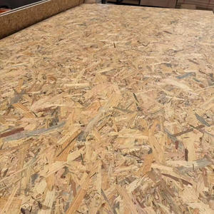 Tablero <span class=keywords><strong>OSB</strong></span> de Pino 4x8 Resistente al Agua, Tableros de Virutas de Madera de Pino Europeo sin Formaldehído para Interiores - Product Image 1
